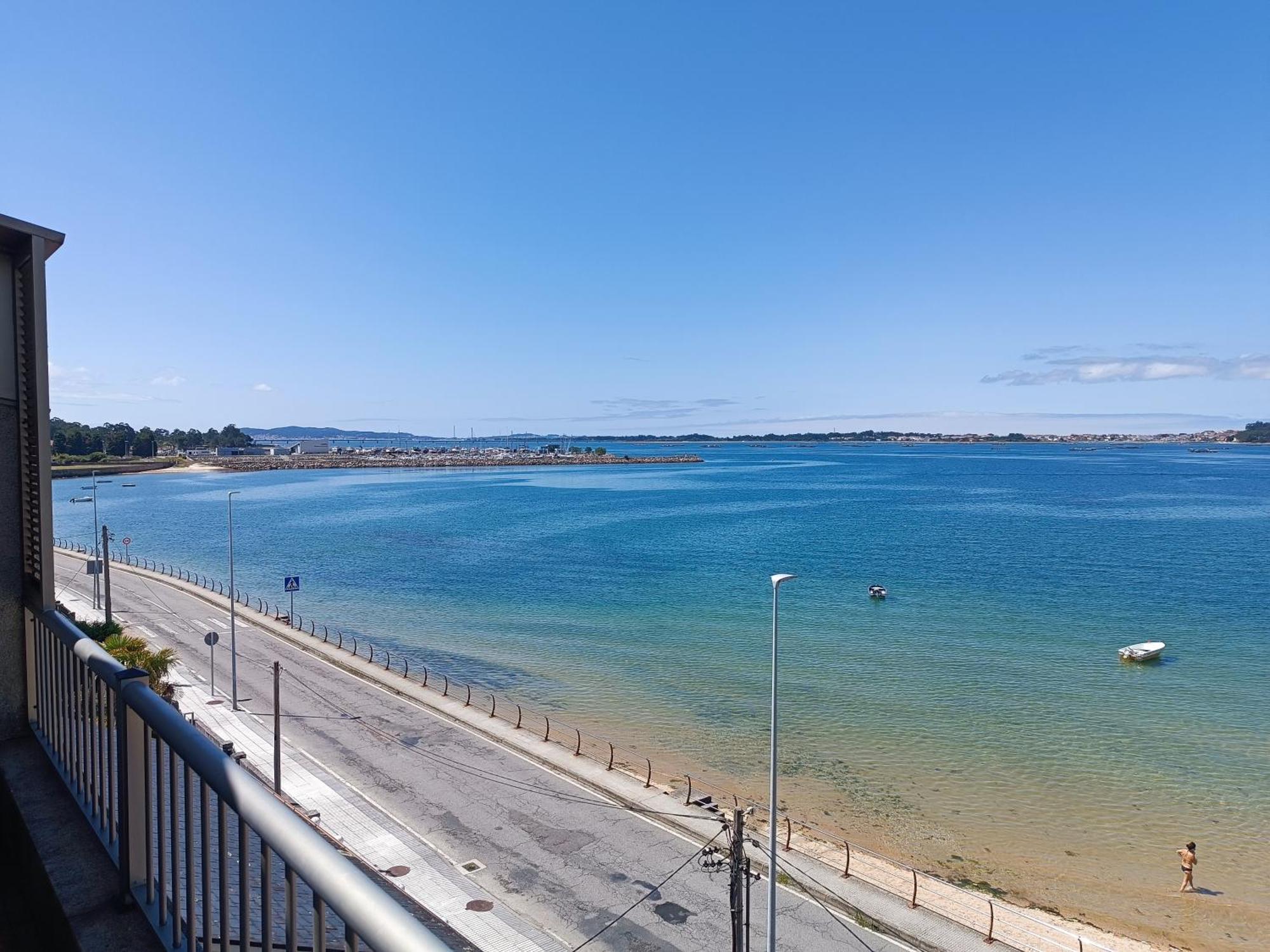 דירות וילאנואבה דה ארוסה Mirador Mar De Castelao, 1ª Linea De Playa Urbana מראה חיצוני תמונה