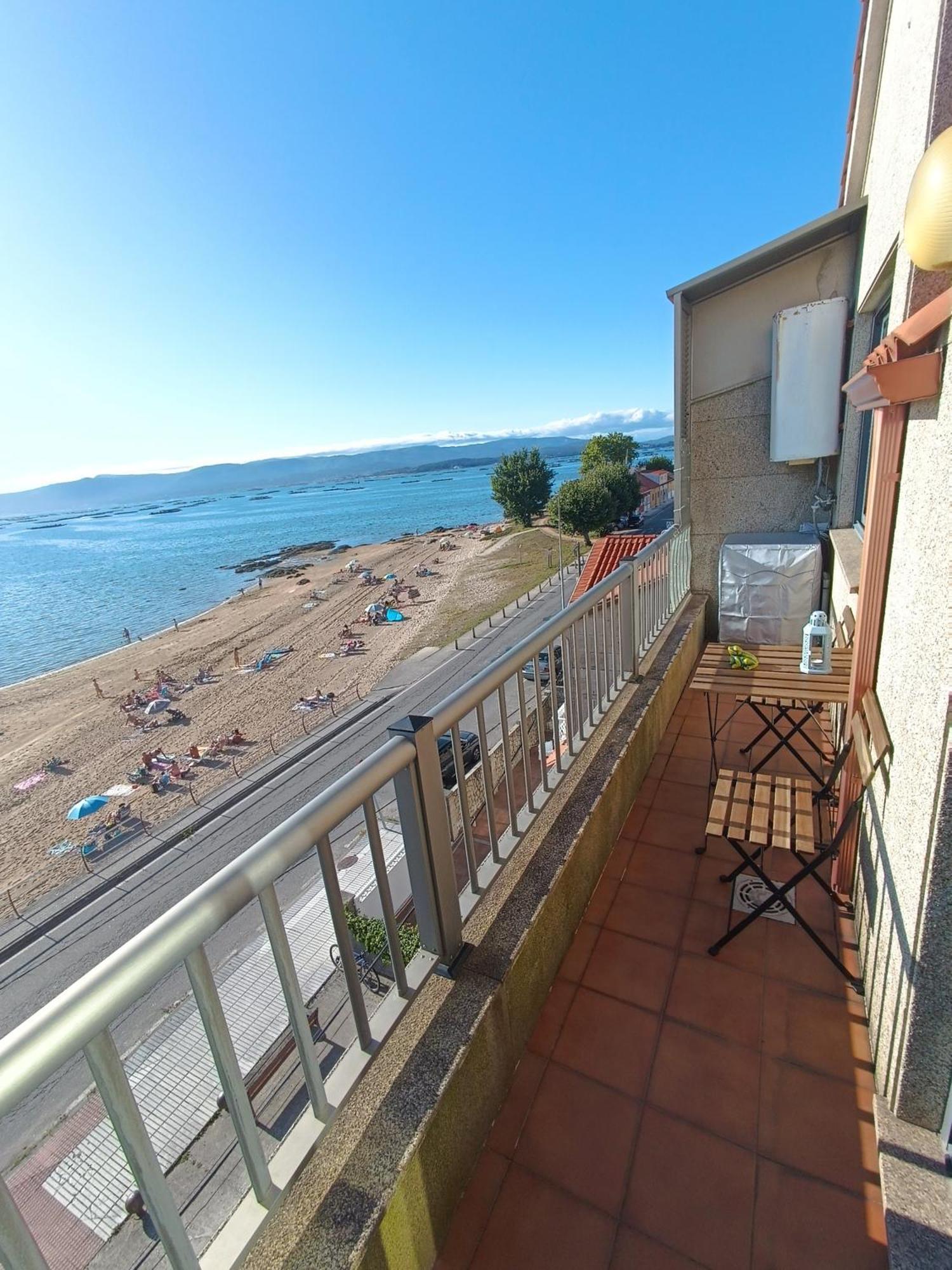 דירות וילאנואבה דה ארוסה Mirador Mar De Castelao, 1ª Linea De Playa Urbana מראה חיצוני תמונה